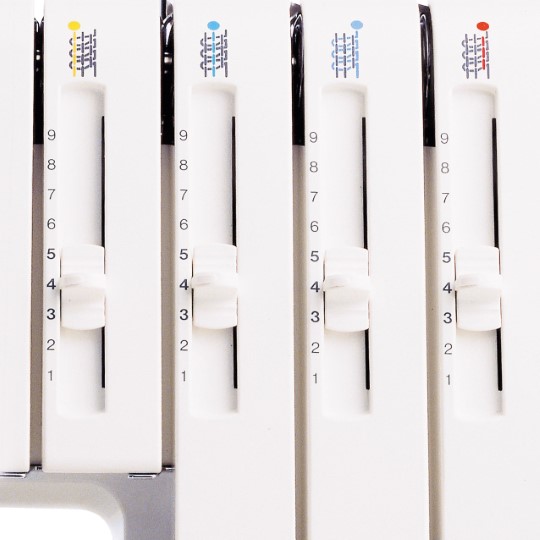 products machines 700d overview row1 right fadensp