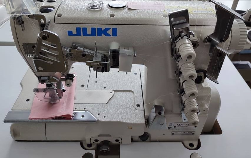 Juki 7523 halbversenkt